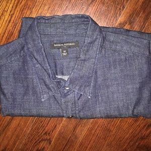 Banana Republic Men’s short sleeve button down